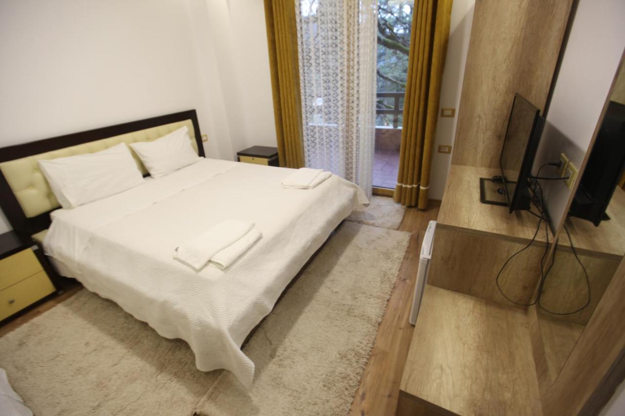 Hotel Sofo Dukat ภายนอก รูปภาพ