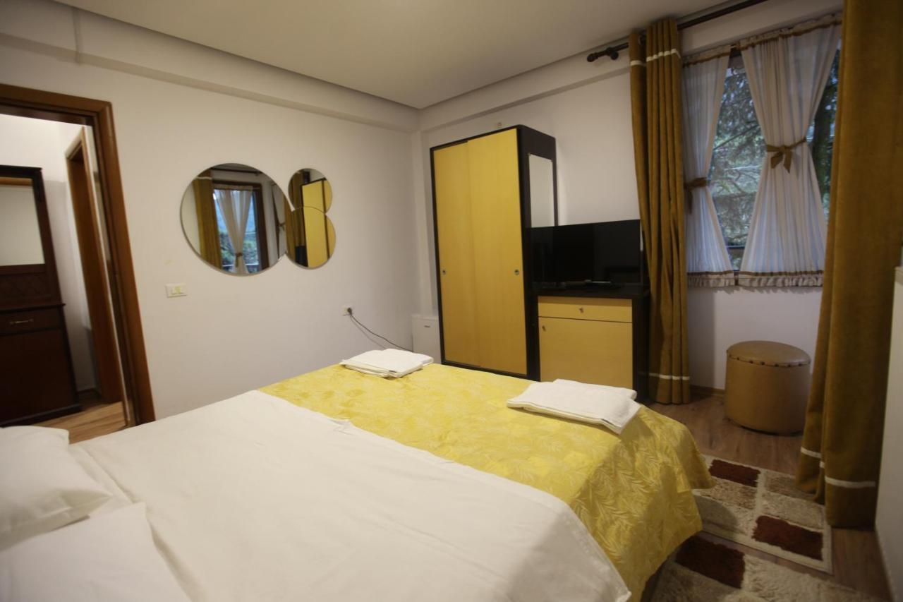 Hotel Sofo Dukat ภายนอก รูปภาพ