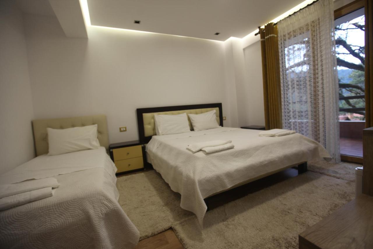 Hotel Sofo Dukat ภายนอก รูปภาพ