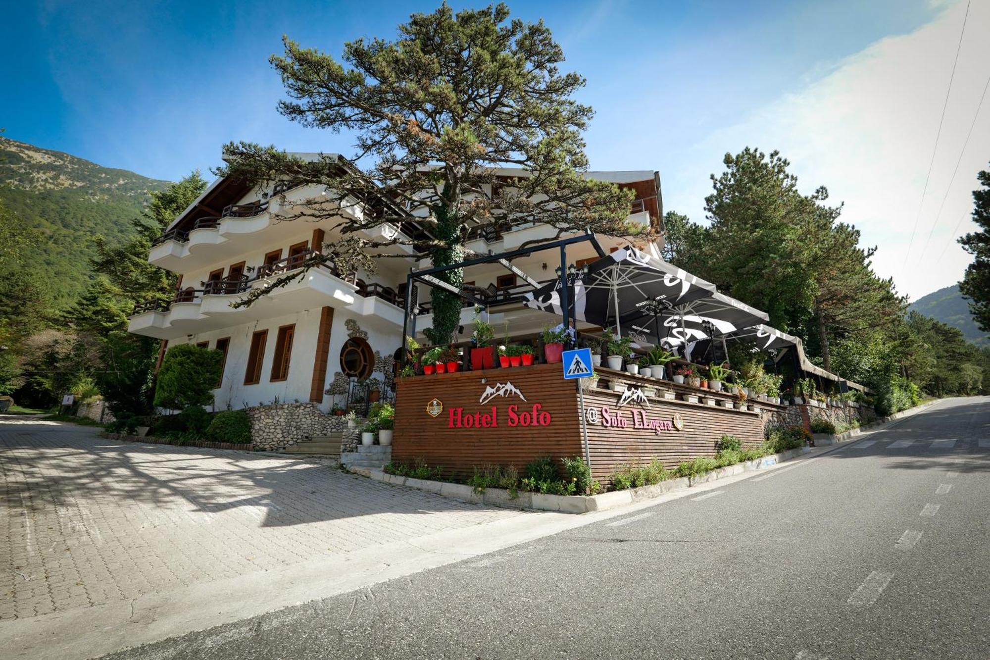 Hotel Sofo Dukat ภายนอก รูปภาพ