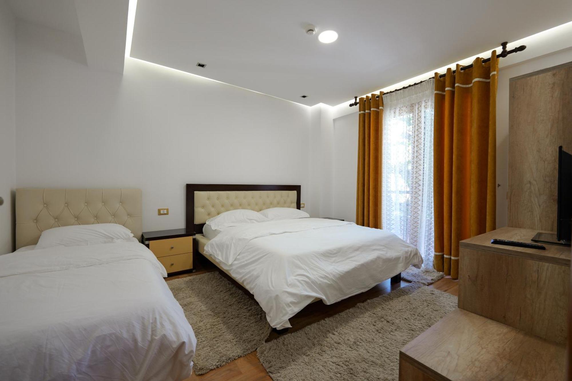 Hotel Sofo Dukat ภายนอก รูปภาพ